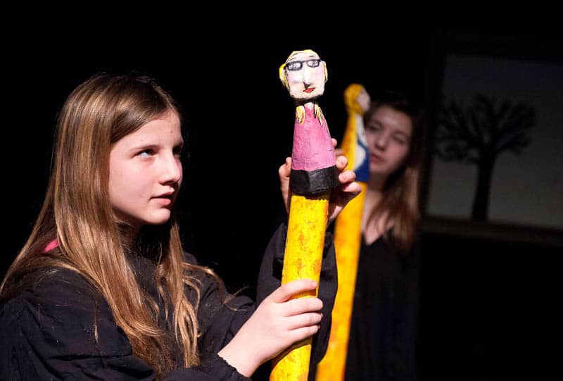 Puppet-Youth-Troupe-5_Bart-Buch